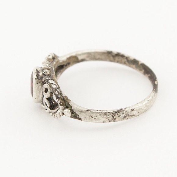 Vintage Sterling Silver Red Glass Ring Size 4 - Picture 3 of 6